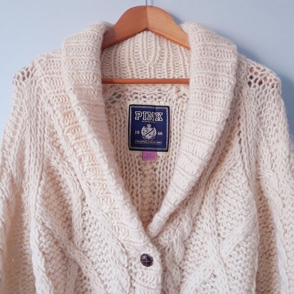 Vintage PINK Victoria's Secret 100% Wool Chunky Knit Cardigan L - Picture 3 of 12